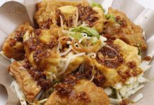 9 Delicious Tofu Dishes In Indonesia: tahu gimbal