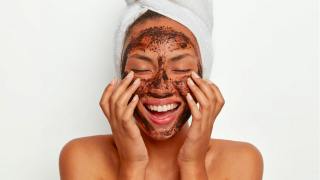 5-skincare-benefits-of-coffee