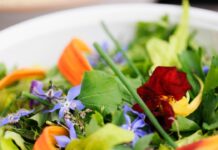 6 Edible Flowers That Are Full of Nutrition