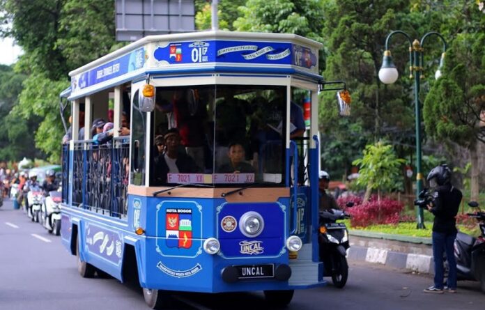 7 #Destination Tour Buses in Indonesia: Bogor – Bus Uncal