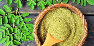 Moringa Leaves: Health Benefits, Nutritional Content and More!