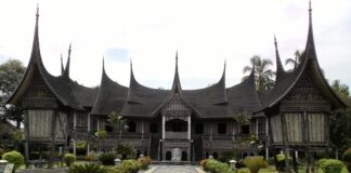 8 Interesting Payakumbuh Destinations Worth Visiting: Rumah Gadang Sungai Beringin