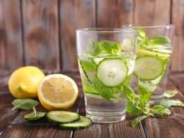 Indoindians Weekly Newsletter: Post Diwali Detox #WeightLoss: 3 Detox Drinks Effective For Losing Weight: Lemon Cucumber Mint Detox Water