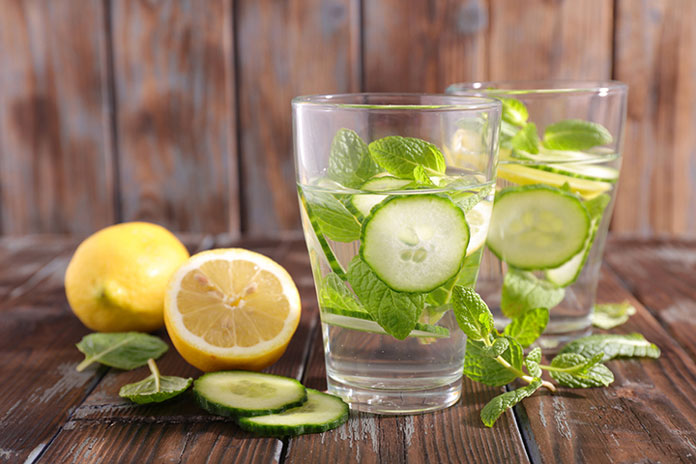 #WeightLoss: 3 Detox Drinks Effective For Losing Weight: Lemon Cucumber Mint Detox Water
