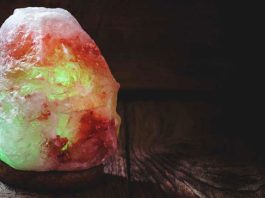 5 Health Benefits of Rock Salt Lamp