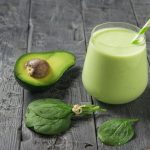 10 Recommended Avocado Smoothie Recipes: Pear Smoothie with Avocado and Spinach