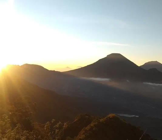 7 Things Everyone Needs to Know About Gunung Bismo 7-things-everyone-needs-to-know-about-gunung-bismo