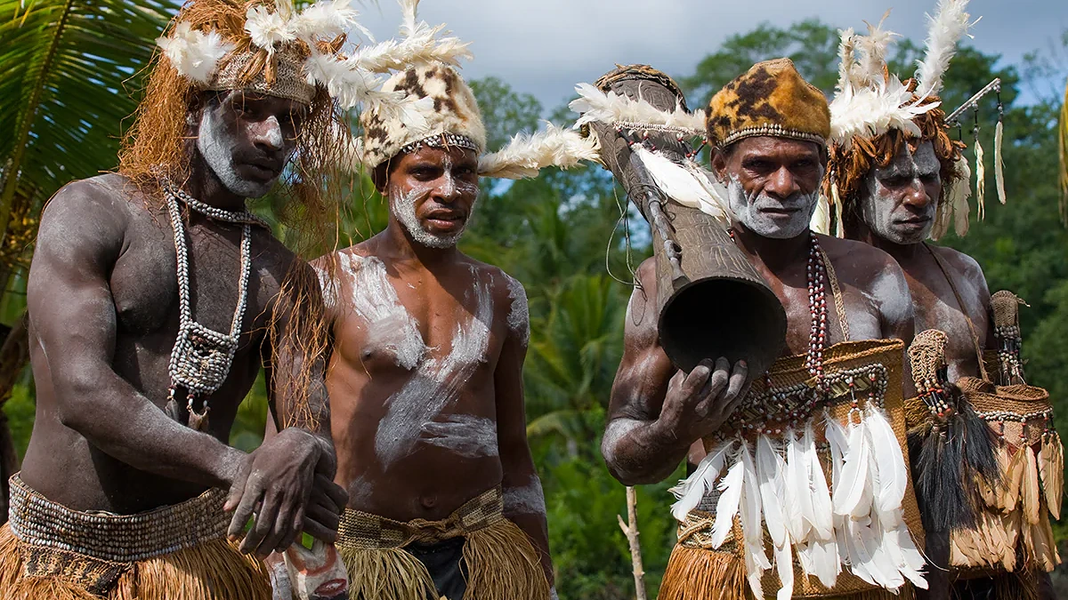 asmat-tribe-suku-asmat