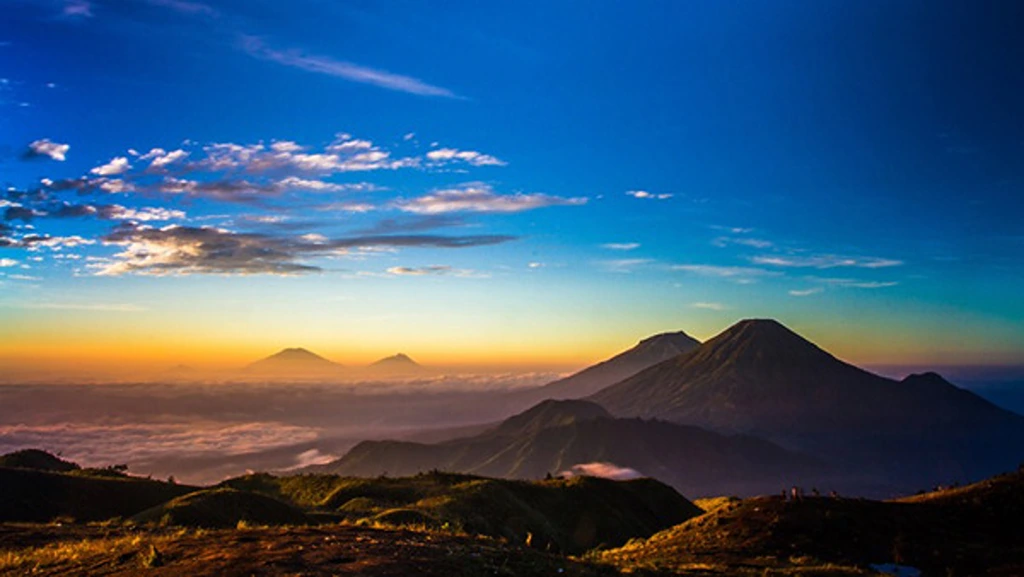 gunung-bismo-second-roof-of-dieng