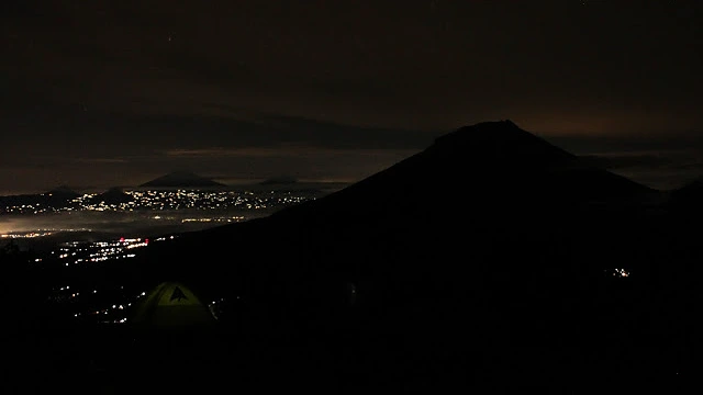 mount-bromo-flickering-lights-and-overturned-boat