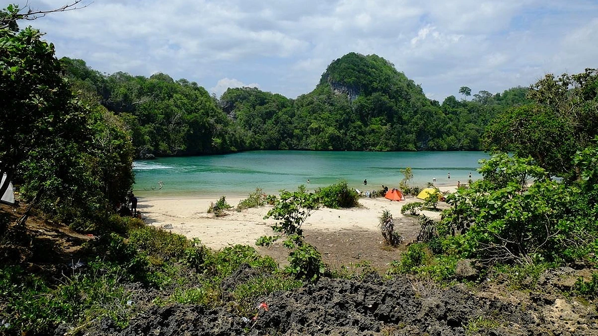 pulau-sempu-malang-east-java