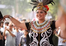 traditional-dances-of-the-dayak-tribe-in-kalimantan-that-full-of-mystiqal-values