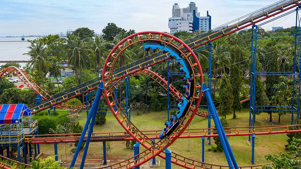 dunia-fantasi-jakarta-theme-park