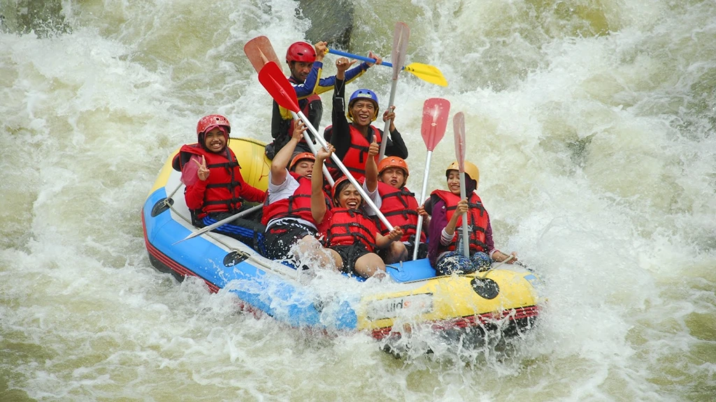 10 Best Wonosobo Vacation Spots to Visit Serayu Rafting