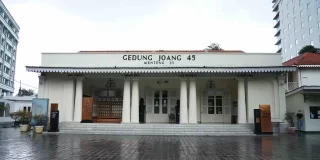 6 Fascinating Facts about Gedung Joang 45 Across Eras