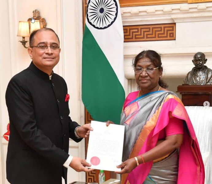 Ambassador-designate Sandeep Chakravorty received letters of credence from Hon’ble President of India to represent India in Indonesia.