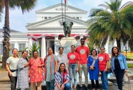 Indoindians Guided Tour of Indonesian National Museum in English