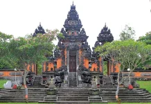 Exploring a Number of Temples in Jakarta Taman Sari Halim Great Temple