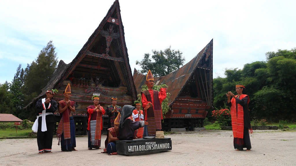 Activities at Lake Toba Witness Cultural Performances Tari Tor-Tor