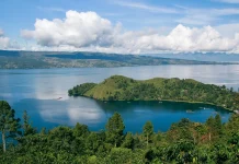 Amazing Things to Do at Lake Toba and How to Get There