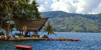 danau-toba-dari-balige