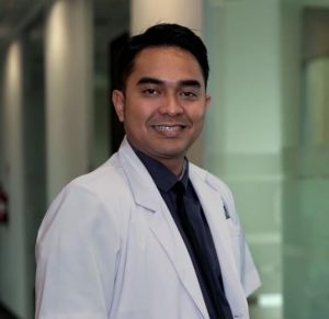 Dr Ajiantoro, MD Orthopaedic Spine Surgeon 