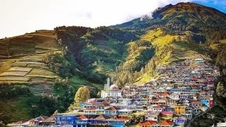 enjoy-lebaran-holiday-in-nepal-van-java-magelang