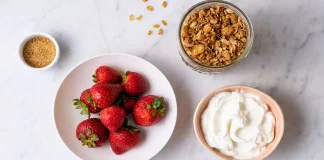 Creamy Yogurt with Fresh Strawberries & Crunchy Granola Recipe
