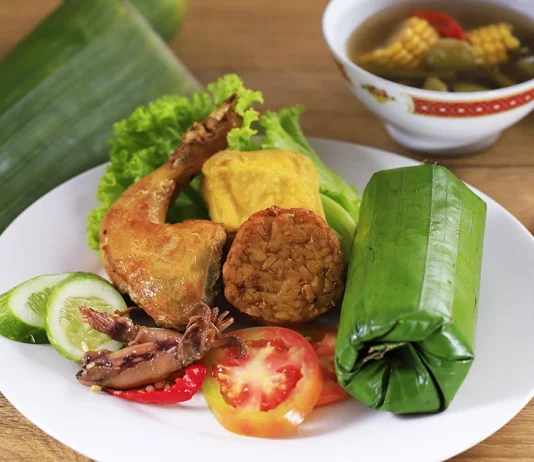 Top Spots to Try 7 Authentic Indonesian Rice Dishes