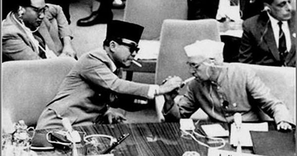 Sukarno and Nehru