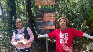 trekking-gunung-gede-via-putri