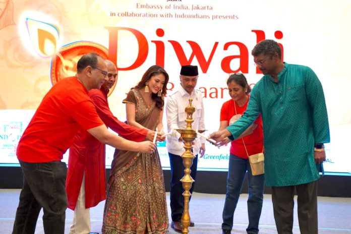 Indoindians Weekly Newsletter And it's a wrap... Indoindians Weekly Newsletter And it's a wrap...