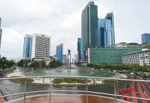 Skydeck Bundaran HI (Bundaran HI MRT Station)