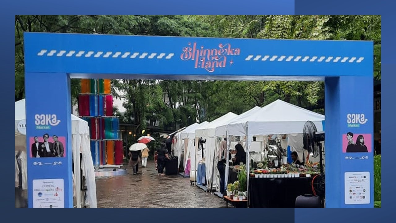 Saka Market and Bhinneka Land Gate