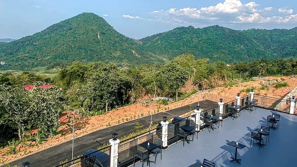 D'Manxiro Cafe & Resto Babakan Madang Bogor Jawa Barat