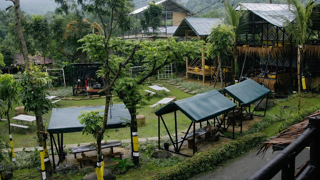 Gaya Rimba Resto Alam Babakan Madang Bogor Jawa Barat