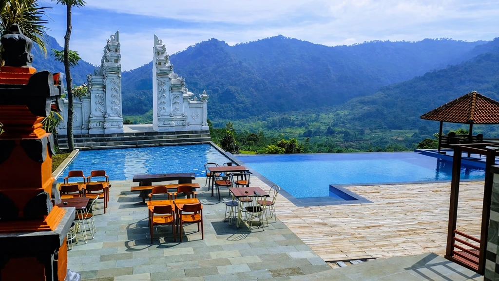 Mandapa Kirana Resort & Restaurant Babakan Madang Bogor Jawa Barat