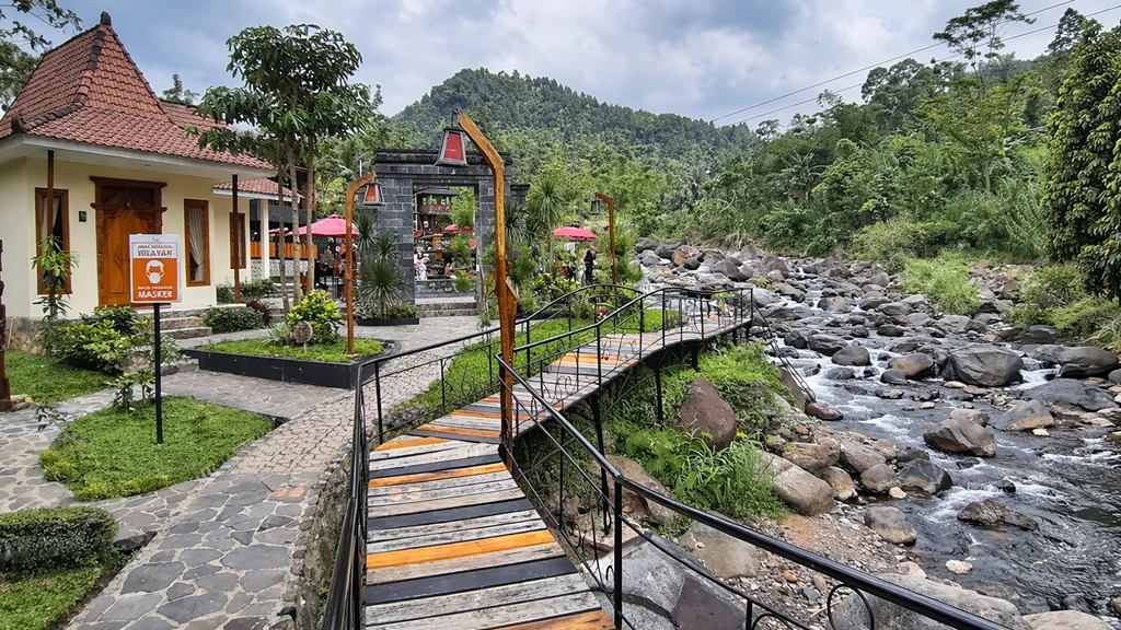 Pendopo Ciherang Babakan Madang Bogor
