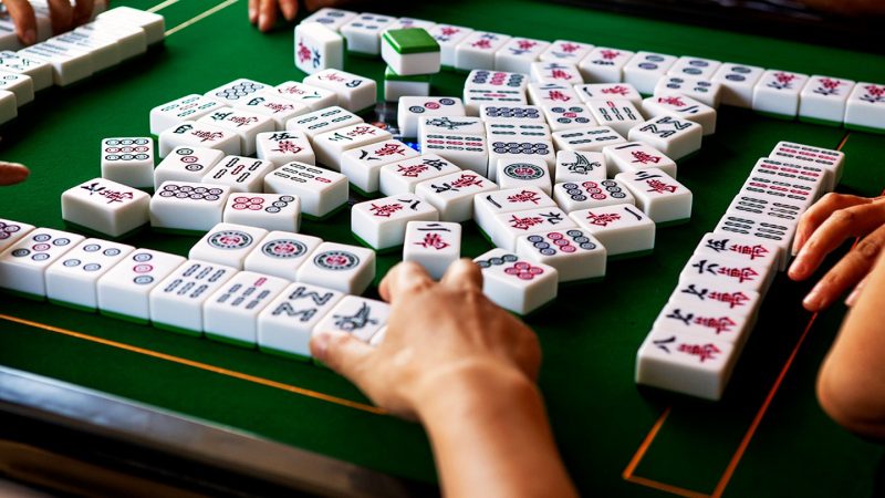 Everyone Wants to Play Mahjong